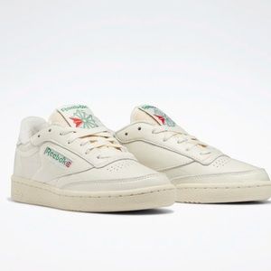 Reebok Classic Sneakers